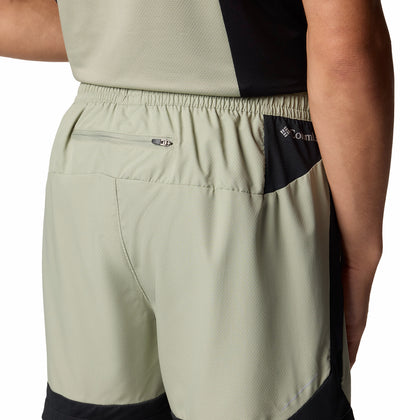 2114741-THREE PITCH™ SHORT-COLUMBIA