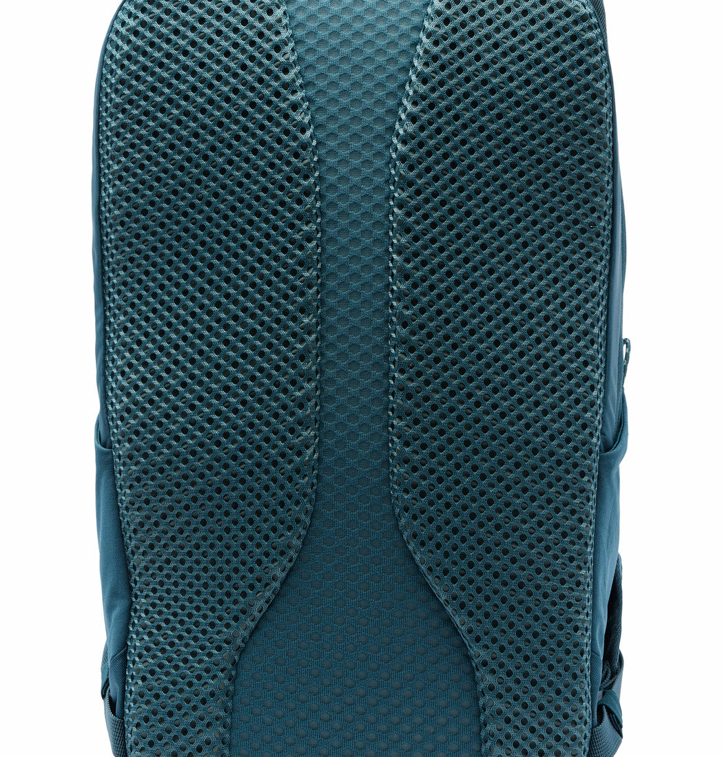 2121411-Blackcomb Ridge™ 18L Backpack-COLUMBIA